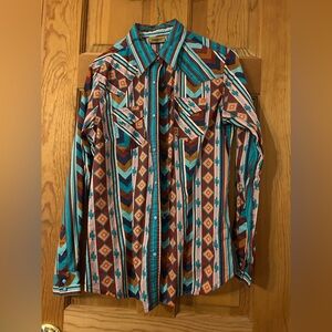Women’s Wrangler Button Up